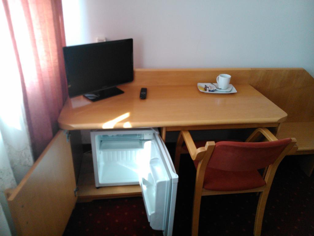 Centrum Konferencyjne Ibib Pan Varşovia Cameră foto