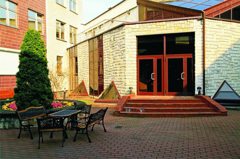Centrum Konferencyjne Ibib Pan Varşovia Exterior foto